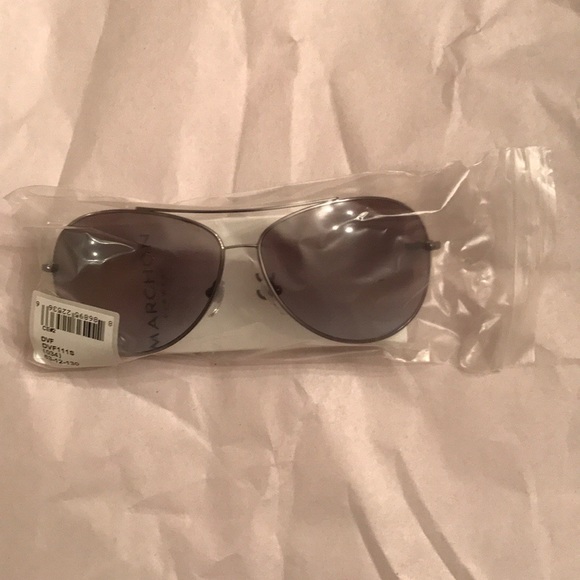 DVF Sunglasses - Picture 6 of 6